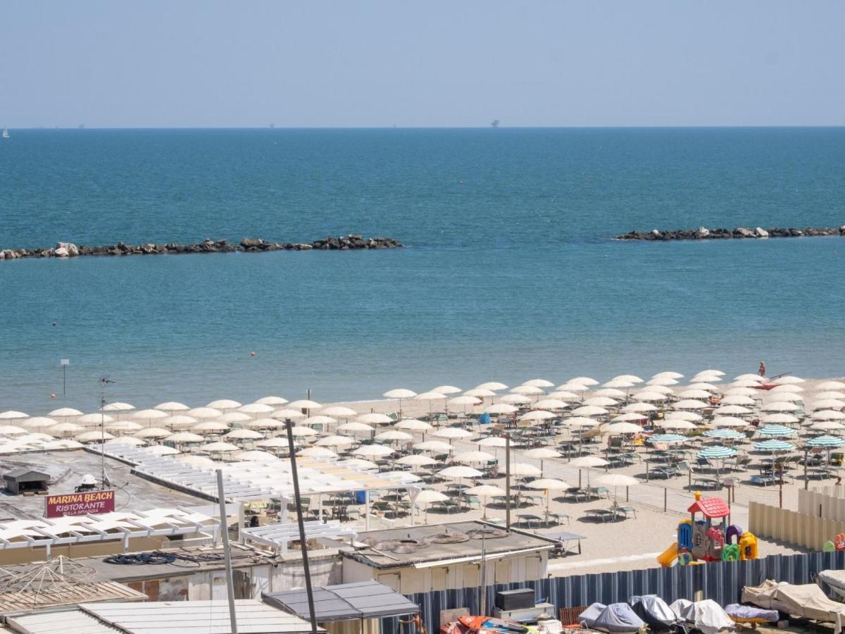 Hotel Marina Beach - Azzurro Club Ravena Exterior foto