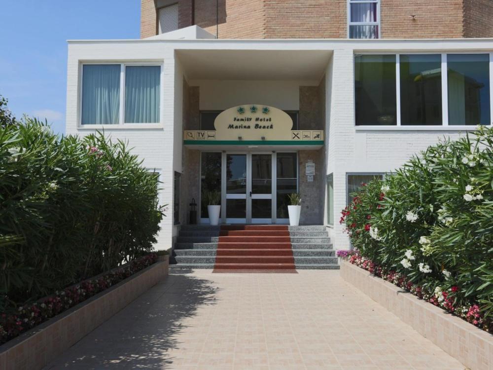 Hotel Marina Beach - Azzurro Club Ravena Exterior foto